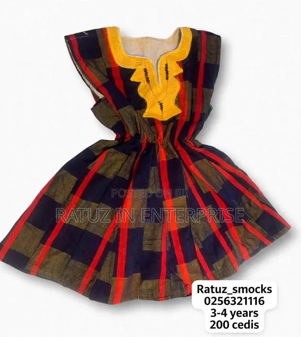 Children Smocks for Girls 3-4 Years · Photo 1