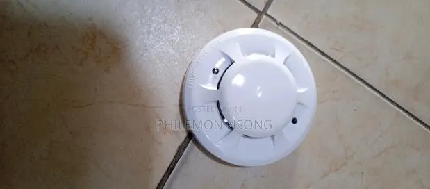 Numens Conventional Optical Smoke Detector. · Photo 1
