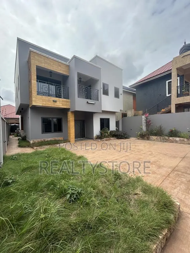 4bdrm House in Cozy Home, Accra Metropolitan for rent · Photo 1