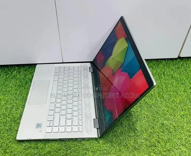 Laptop HP Pavilion 14 x360 2-in-1 8GB Intel Core i5 SSD 256GB · Photo 1