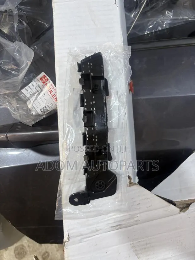 Honda CRV Fender Bumper Locker 2013 2014 2015 2016 · Photo 1