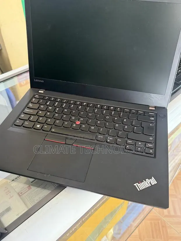 Laptop Lenovo ThinkPad T490s 8GB Intel Core i5 SSD 256GB · Photo 1
