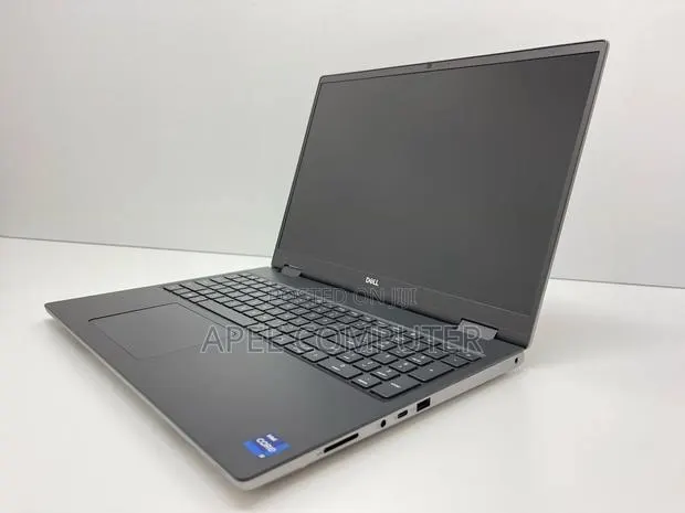 Laptop Dell Precision 7680 32GB Intel Core i7 SSD 1T · Photo 1