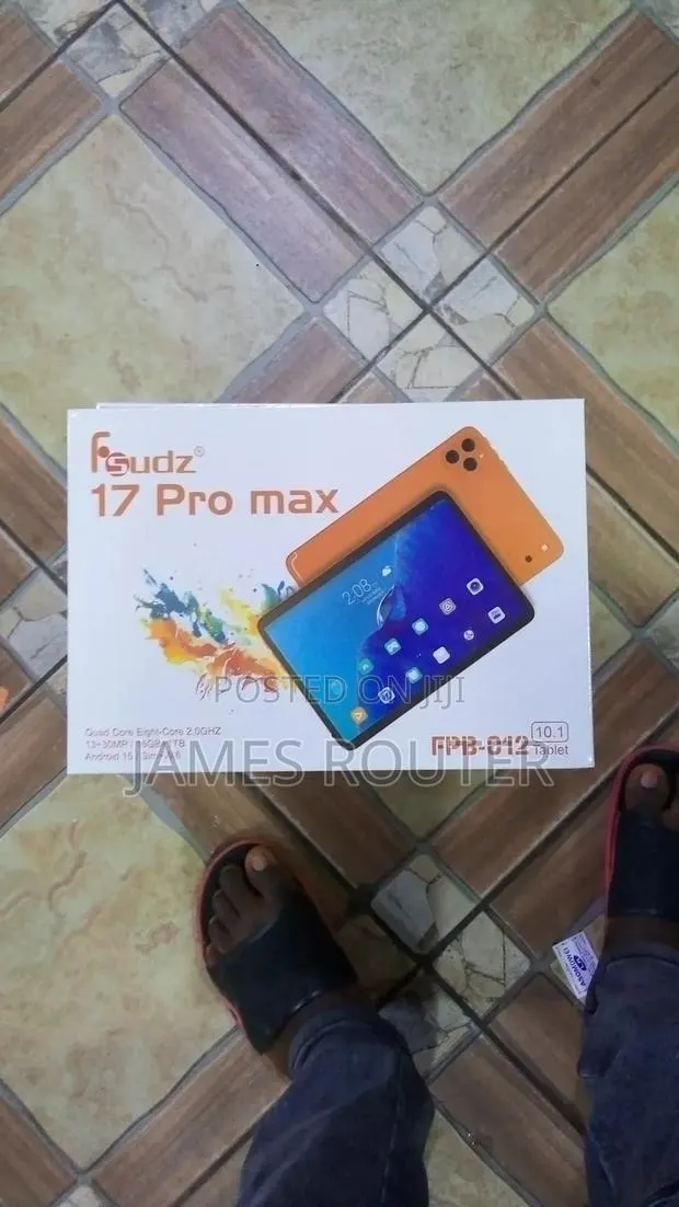 New Tablet 1 TB Silver · Photo 1