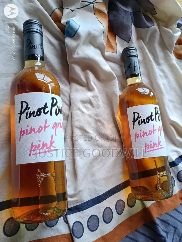 Pinot Grigio Pink ( Italian Wine) · Photo 1