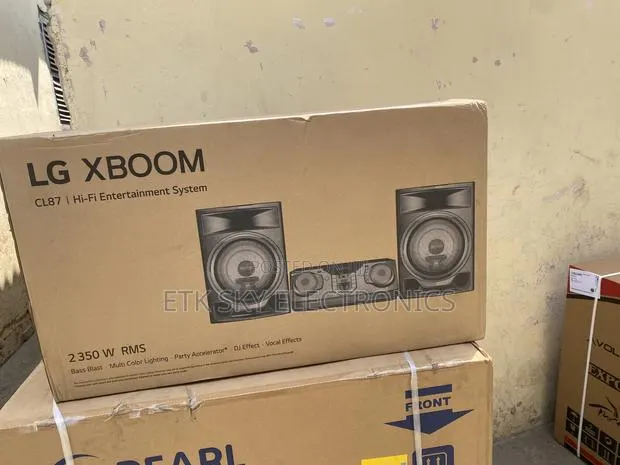 Resplendent Lg Cl87 2350watts Xboom · Photo 1