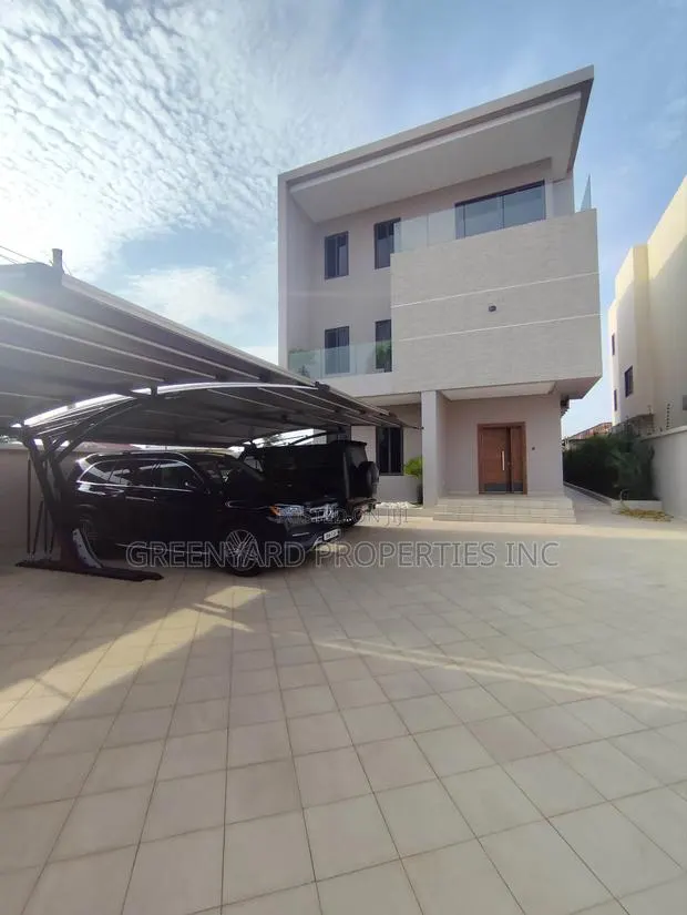 7bdrm House in American House, East Legon for rent · Photo 1