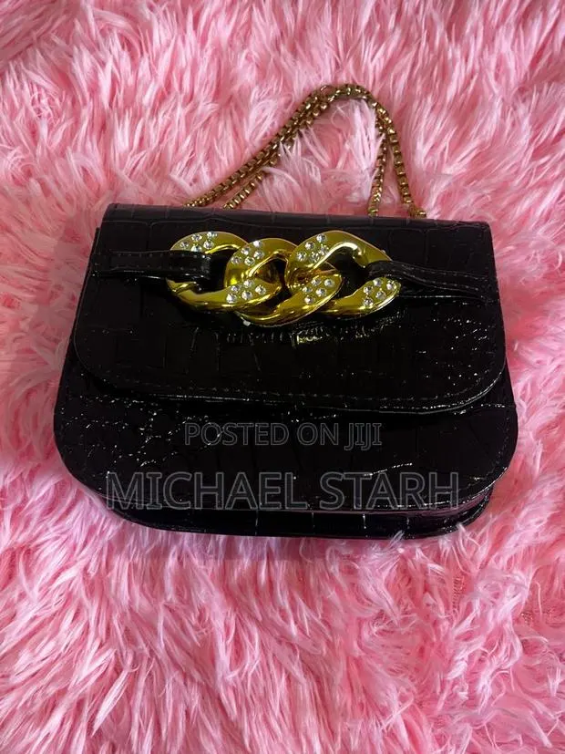 Cute Sleek Ladies' Handbags Bags · Photo 1