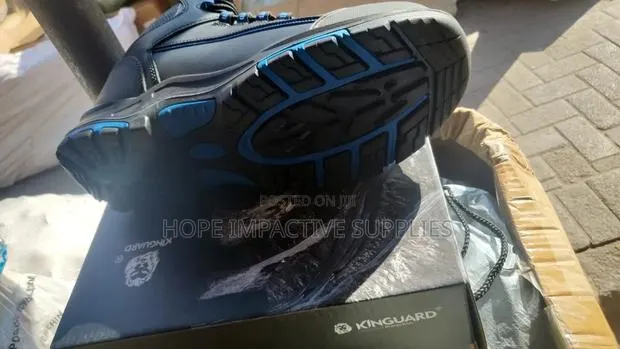 Quality Safety Boot <> Kingaurd (Electric Shock Resistant) · Photo 3