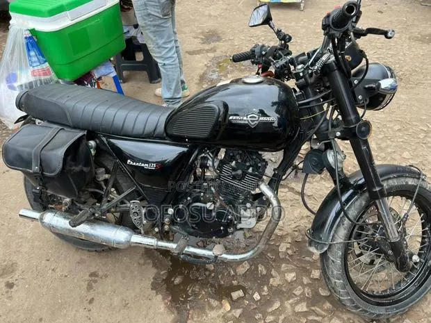 Suzuki 2017 Black · Photo 1