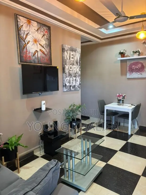 One Bedroom Apartment for Rent West Hills Mall · Photo 1
