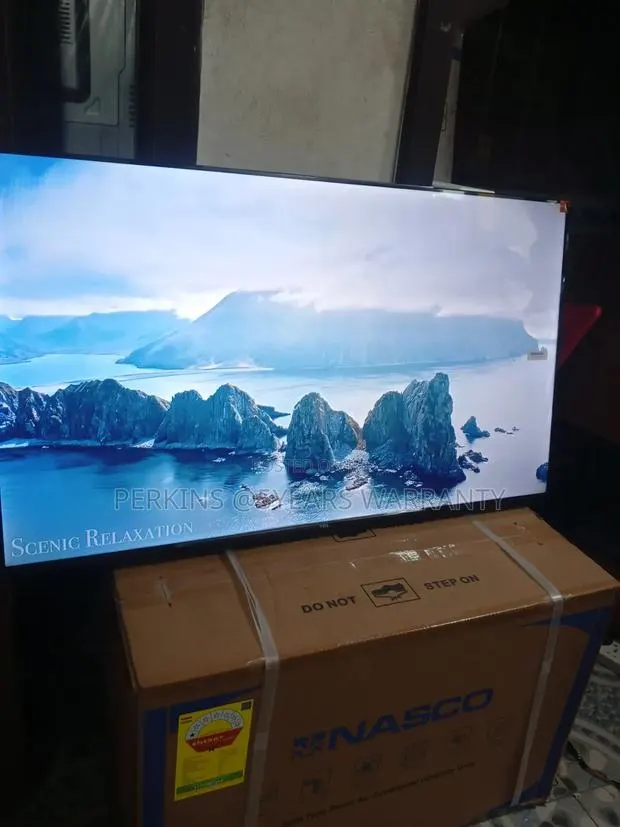 TCL Vivid Color 43inches Led Television · Photo 1