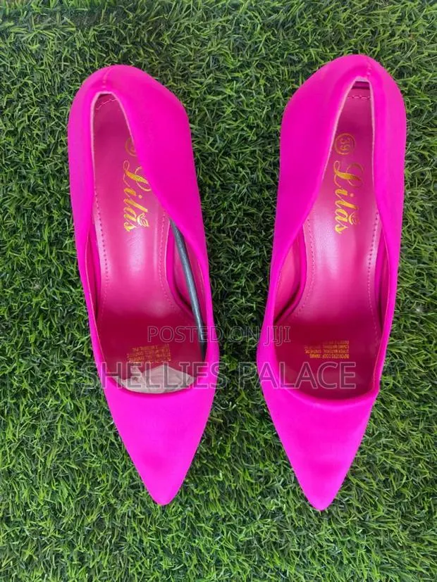 Ladies High Heel Shoes · Photo 1
