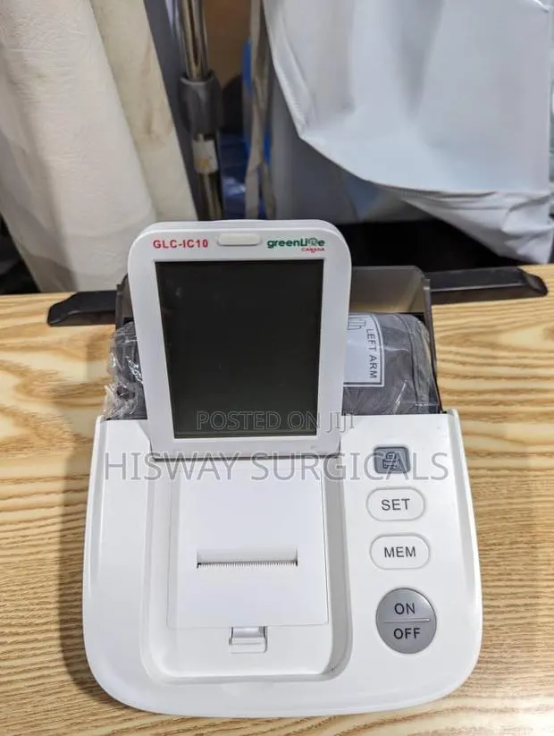 Blood Pressure Monitor With Printer · Photo 1