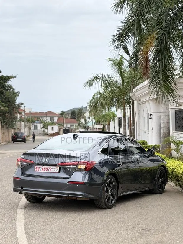 Honda Civic Touring 2022 Gray · Photo 1