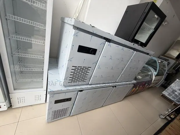 Commercial Stainless Steel Undercounter Fridge/Freezer 180cm · Photo 1
