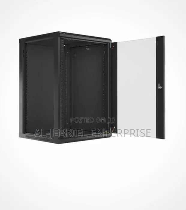 18u Wall Cabinet(600 X 450) · Photo 1