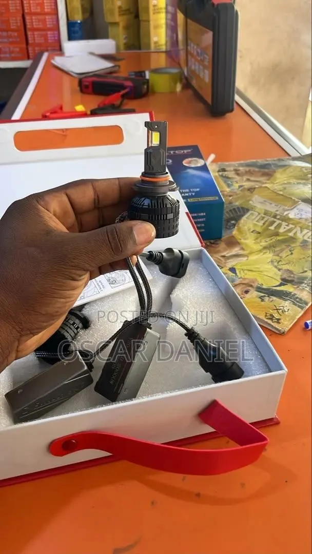 20,000 Watts High Power LED Lights Available for Cars. · Photo 1