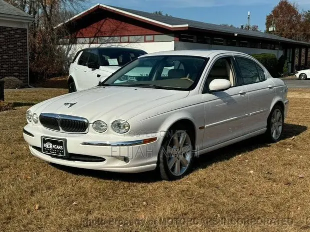 Jaguar X-Type Estate 3.0 V6 2003 White · Photo 1