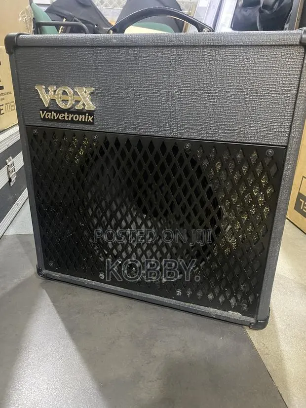 Vox Ad30vt-Xl Lead Guitar Combo · Photo 1