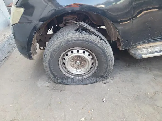Car Tyre for Pickup Forsale · Photo 1