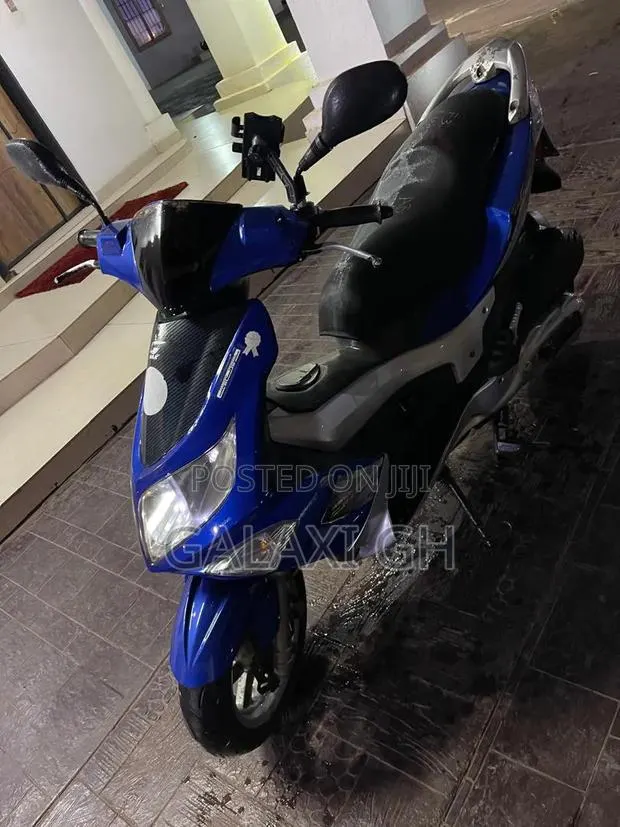 Motorcycle 2020 Blue · Photo 1
