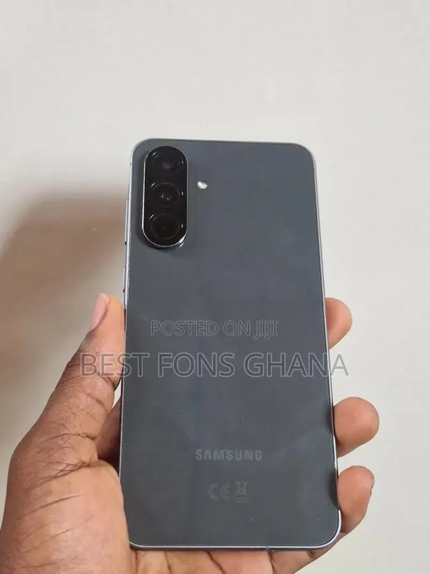 Samsung Galaxy A56 128 GB Black · Photo 1