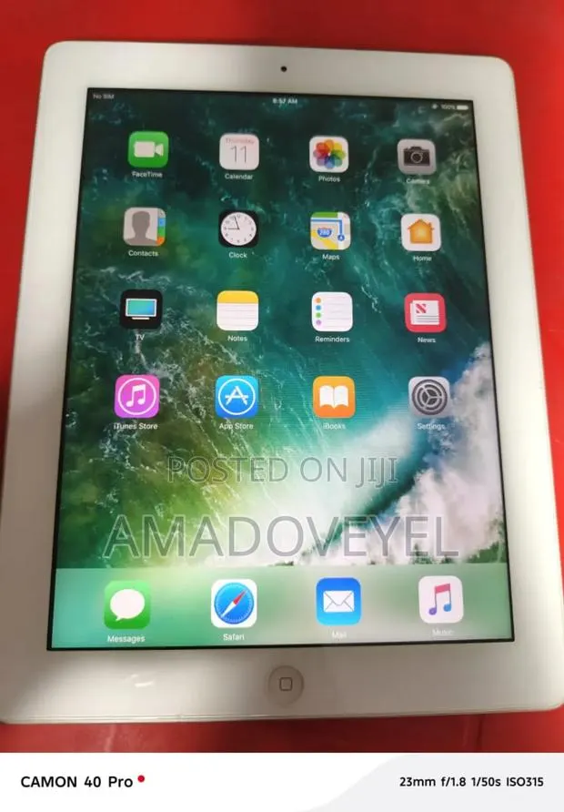Apple iPad 2 CDMA 128 GB White · Photo 1