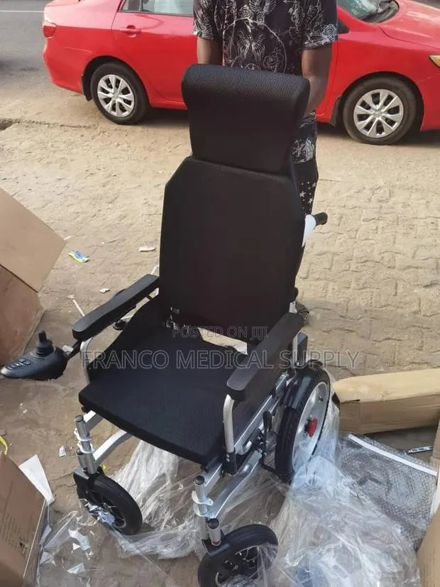 Electronic Wheelchair With Back Rest · Photo 1