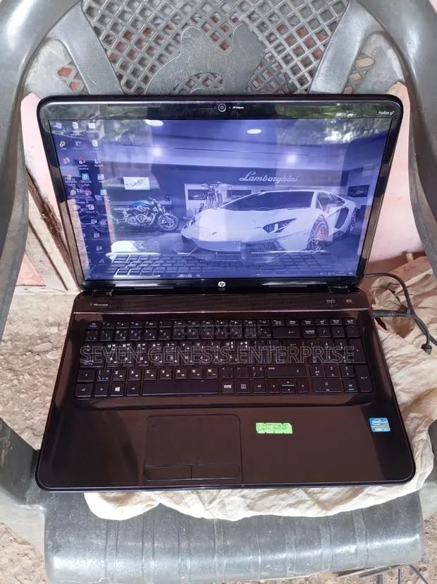 Laptop HP Pavilion G7 4GB Intel Core i3 HDD 500GB · Photo 1