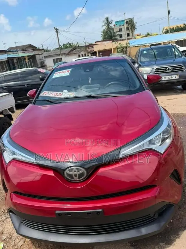 Toyota C-HR 2019 Red · Photo 1