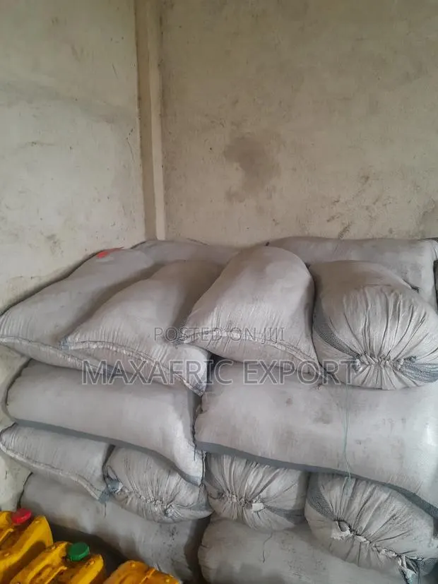 Palm Kernel Cake · Photo 1