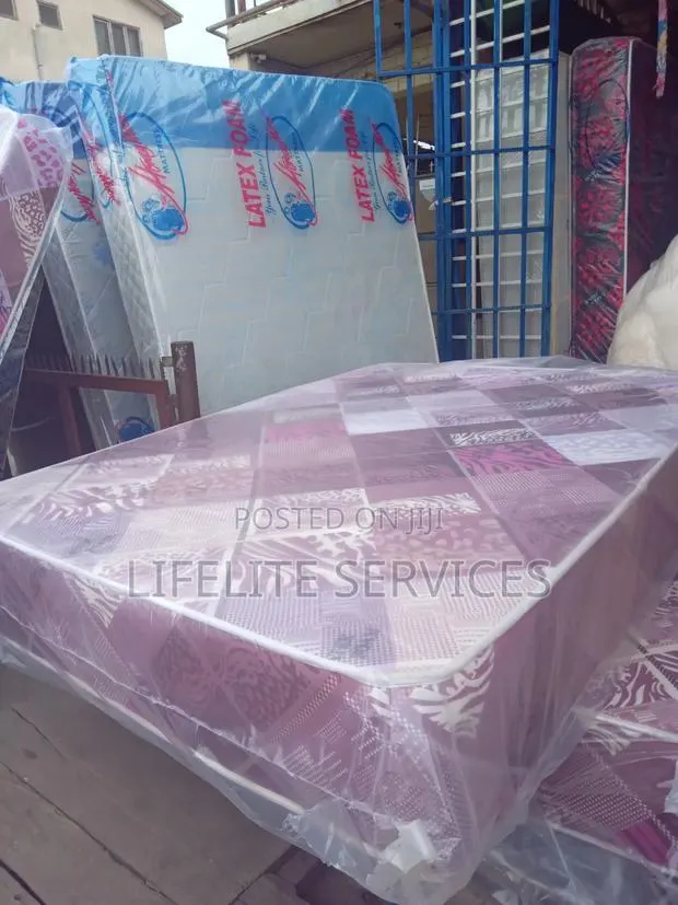 Standard Density Mattress 10" Double Size > Latex Foam · Photo 1