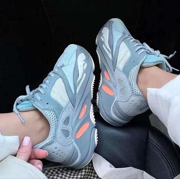 Yeezy Boost 700 Inertia · Photo 1