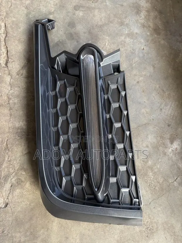 Toyota Corolla Foglight Cover 2020 2021 2022 2023 2024 2025 · Photo 1