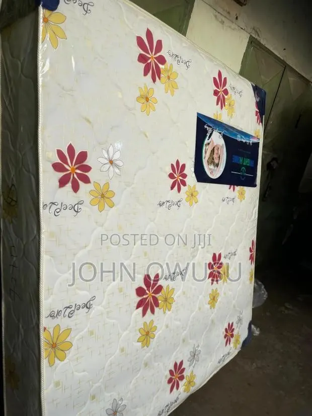 8inches Queen Size Mattress for Sale · Photo 1