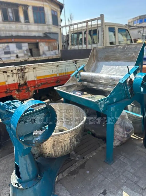 Bread Mixer and Roller With All Accessories Complete. · Photo 1