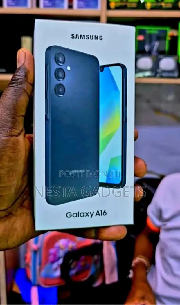 New Samsung Galaxy A16 5G 256 GB Blue · Photo 1