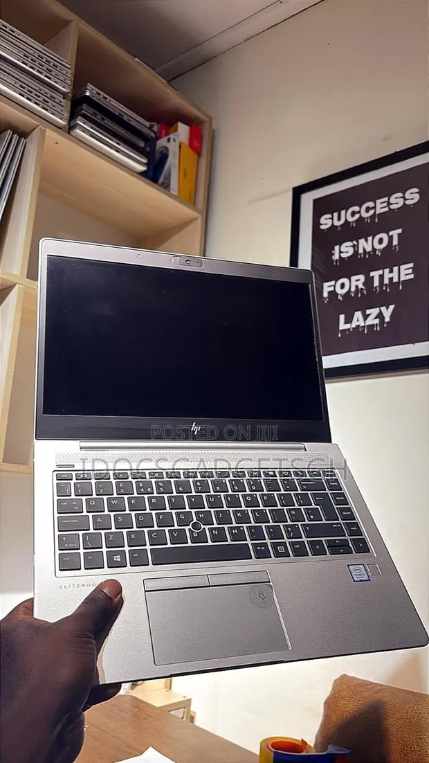 Laptop HP EliteBook 840 G5 8GB Intel Core i5 SSD 256GB · Photo 7