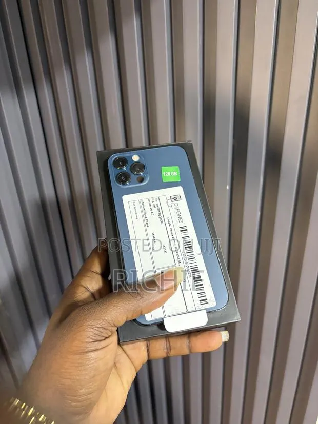 New Apple iPhone 12 Pro 128 GB Blue · Photo 1