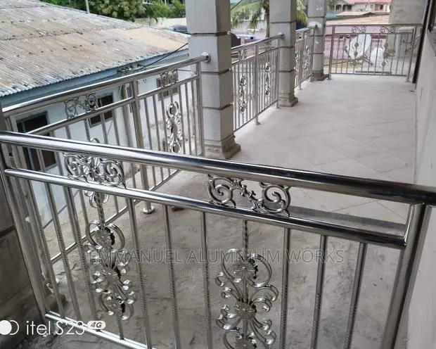 C23 Stainless Balustrade · Photo 1