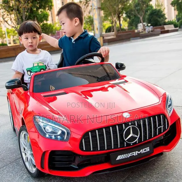 Red Mercedes-Benz AMG GTR Electric Ride-on Toy Car · Photo 1
