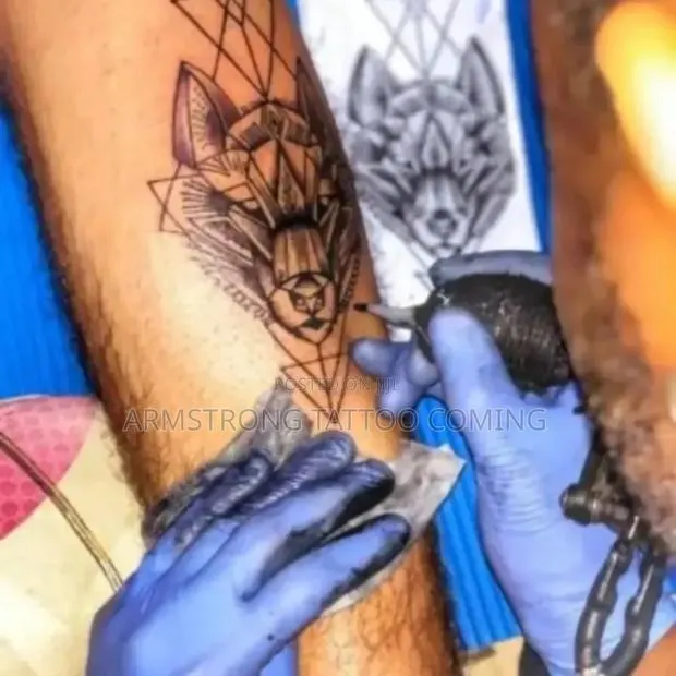 Tattoo Artist · Photo 1