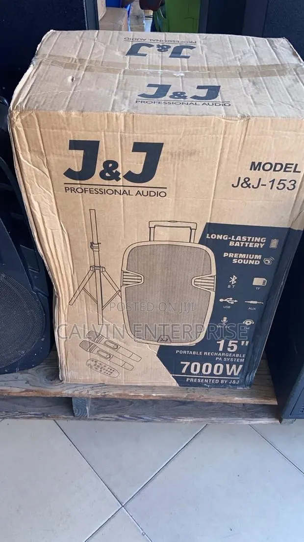 15 Inches Rechargeable Speaker · Photo 1
