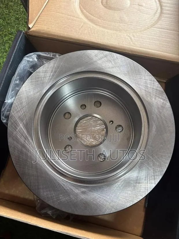Toyota Camry, Es350, Avalon, Aurion Rear/Back Disc · Photo 1