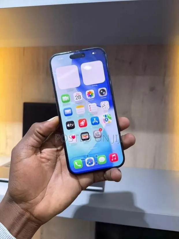Apple iPhone 17 Pro Max 512 GB Blue · Photo 1