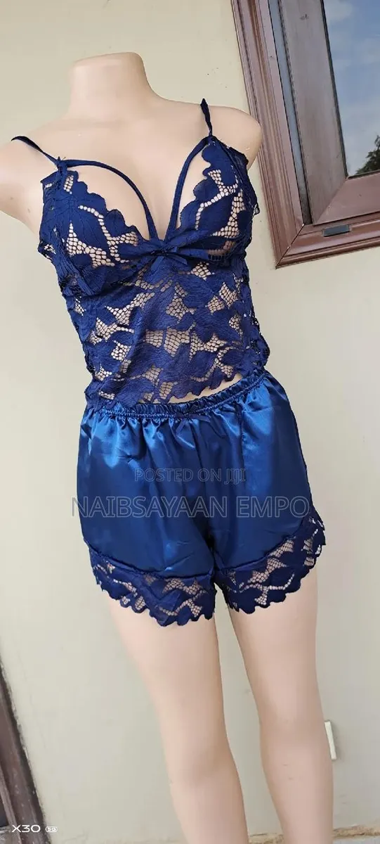 Satin Vest And Shorts Pajamas · Photo 1