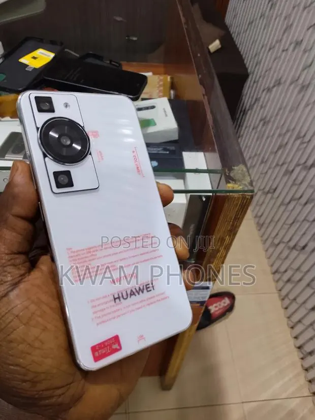 New Huawei Enjoy 90 Plus 128 GB White · Photo 1