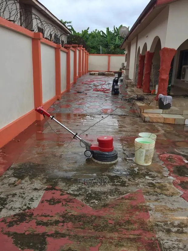 Cleaning Services · Photo 1