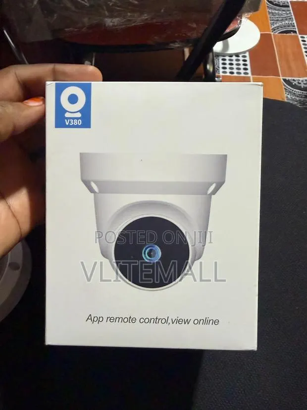 V380 PTZ Wifi Camera Full View 2way Audio Camera 3mp · Photo 1
